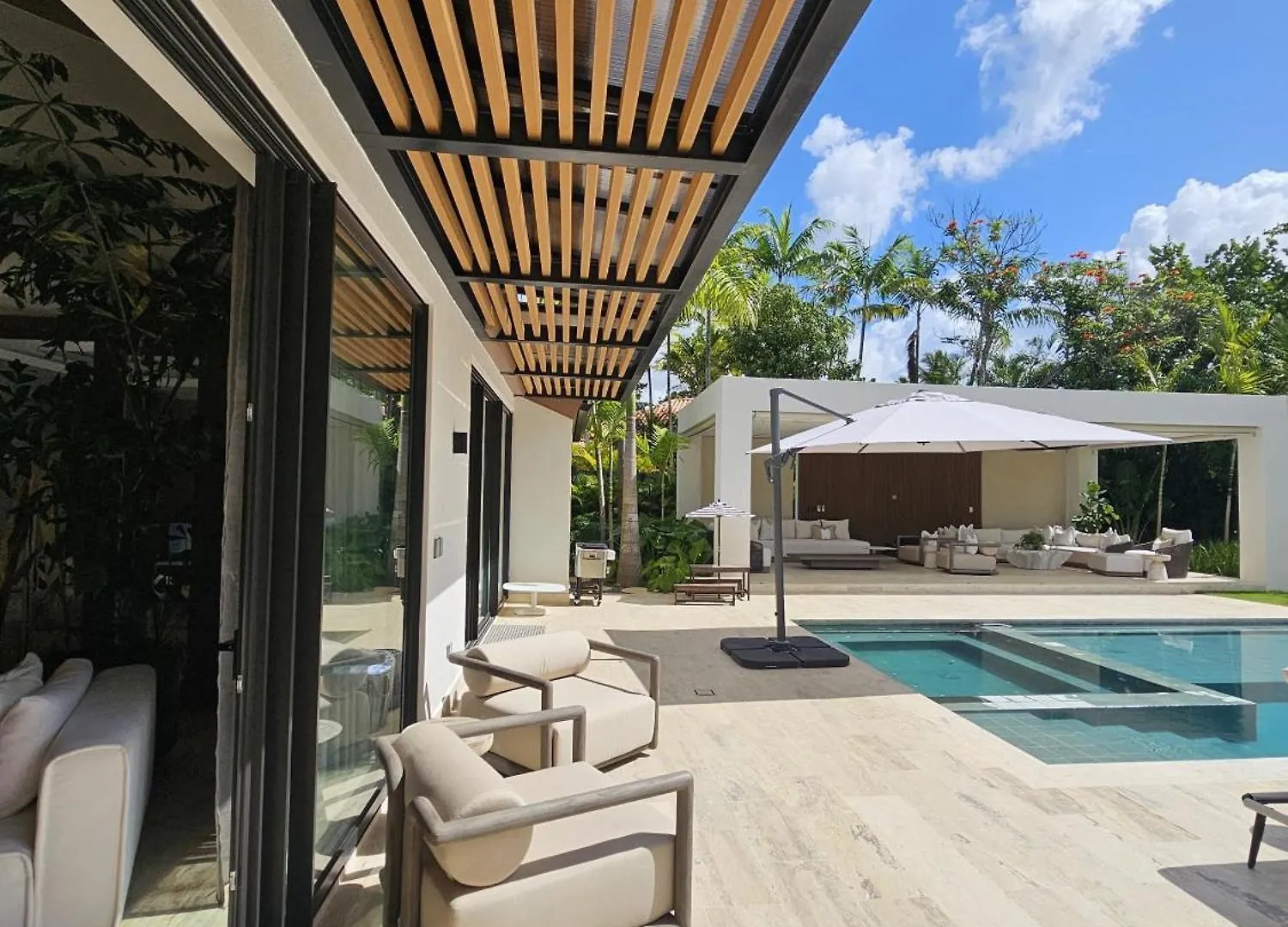 Modern Villa With Maid And Pool In Casa De Campo Los Cajuiles