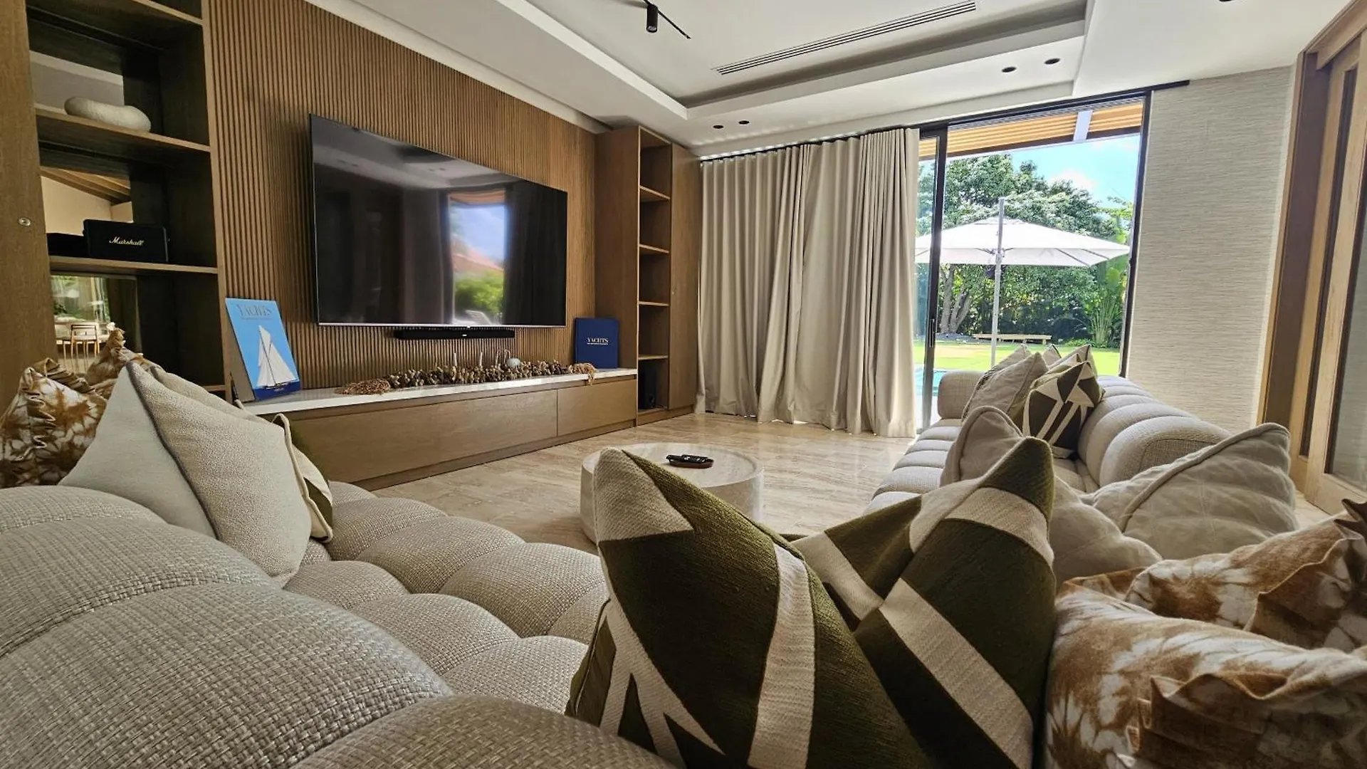 Modern Villa With Maid And Pool In Casa De Campo Los Cajuiles