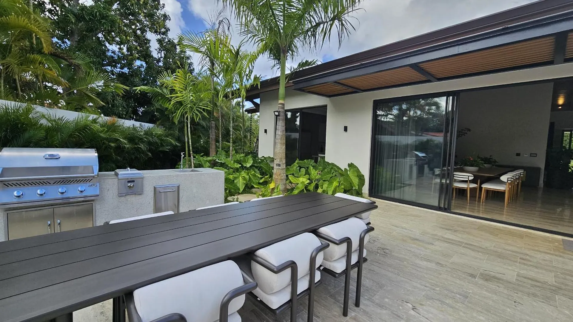 Modern Villa With Maid And Pool In Casa De Campo Los Cajuiles